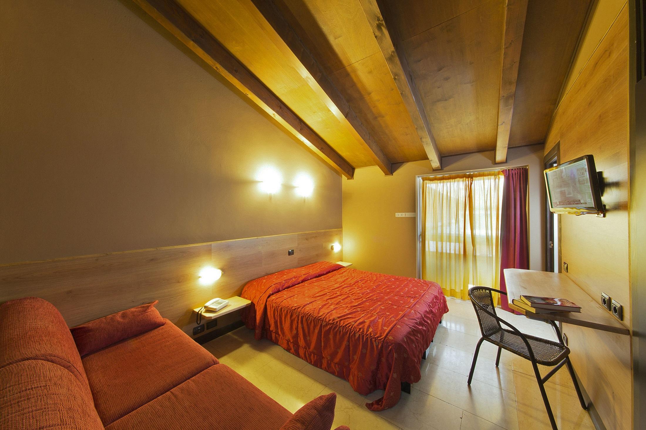 Hotel La Pauel シルミオーネ エクステリア 写真